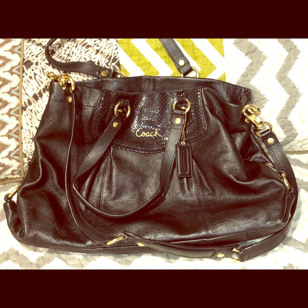 Coach shoulder bag